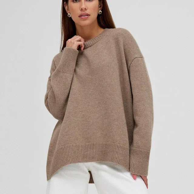 Jessica | Women’s classic cashmere round neck sweater